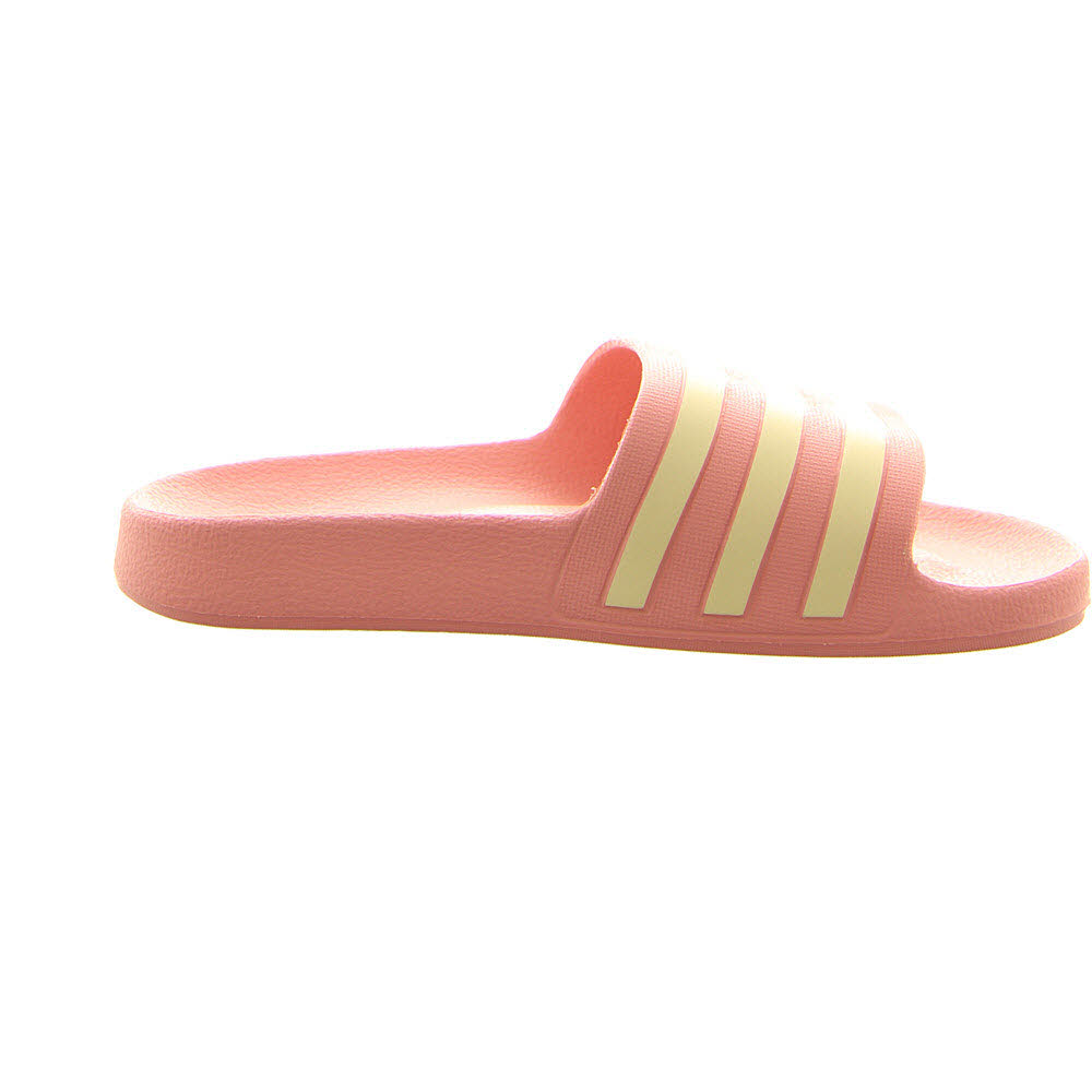 ADILETTE AQUA